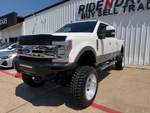 Used 2019 Ford F250 King Ranch w/ King Ranch Ultimate Package AWD/4WD image 1