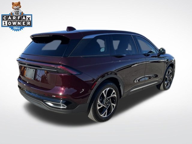 Used 2024 Lincoln Nautilus Premier AWD/4WD image 9