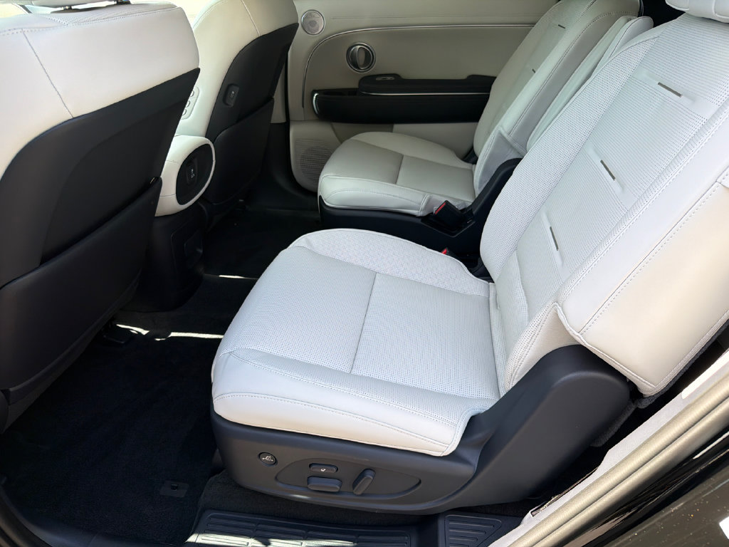 New 2026 Hyundai Palisade Calligraphy AWD/4WD image 22