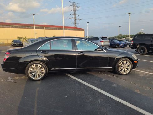 Used 2009 Mercedes-Benz S 550 4MATIC image 7