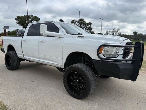 Used 2020 RAM 2500 Tradesman AWD/4WD image 2