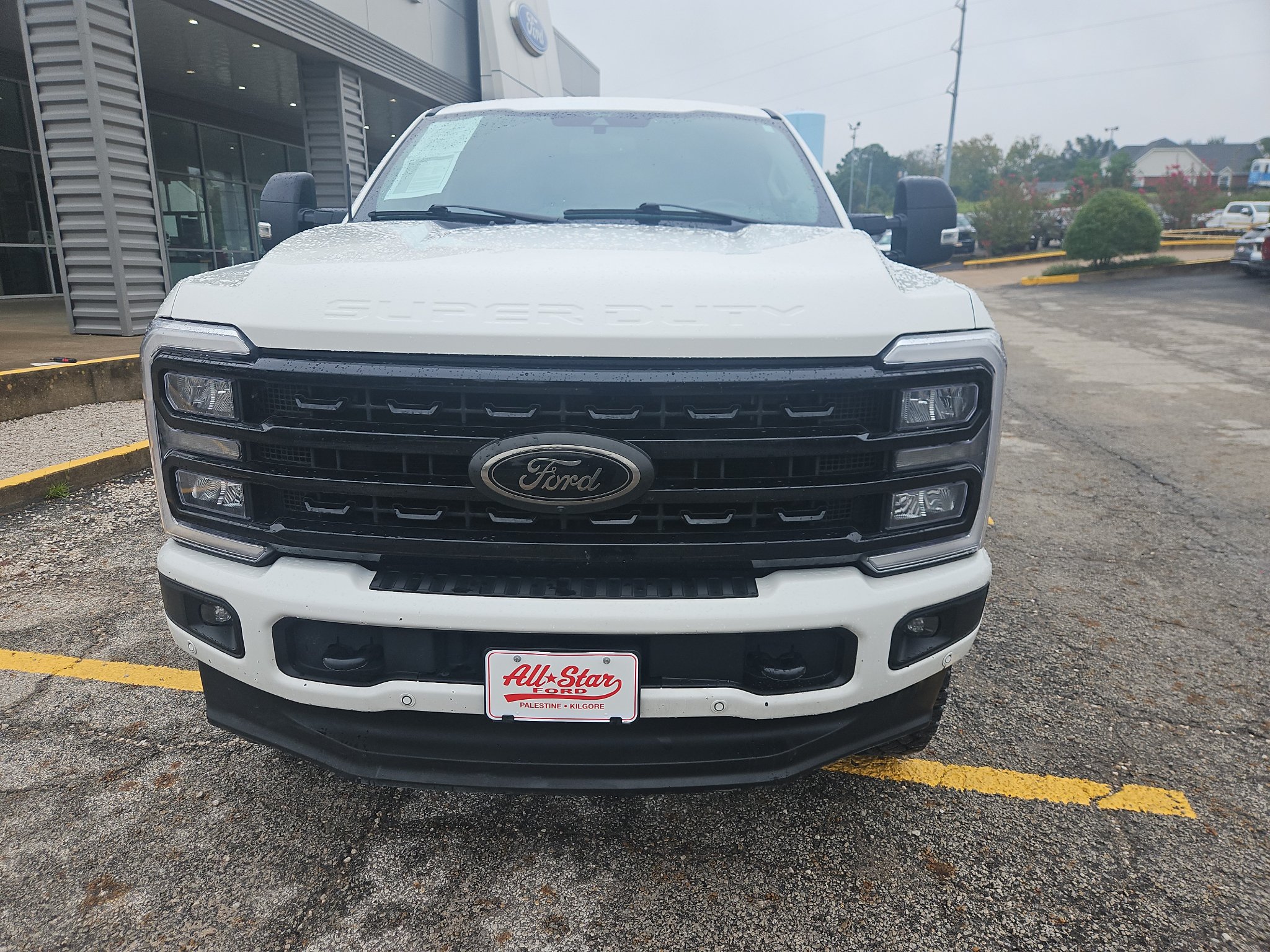 Used 2024 Ford F250 Lariat w/ Lariat Ultimate Package AWD/4WD image 2