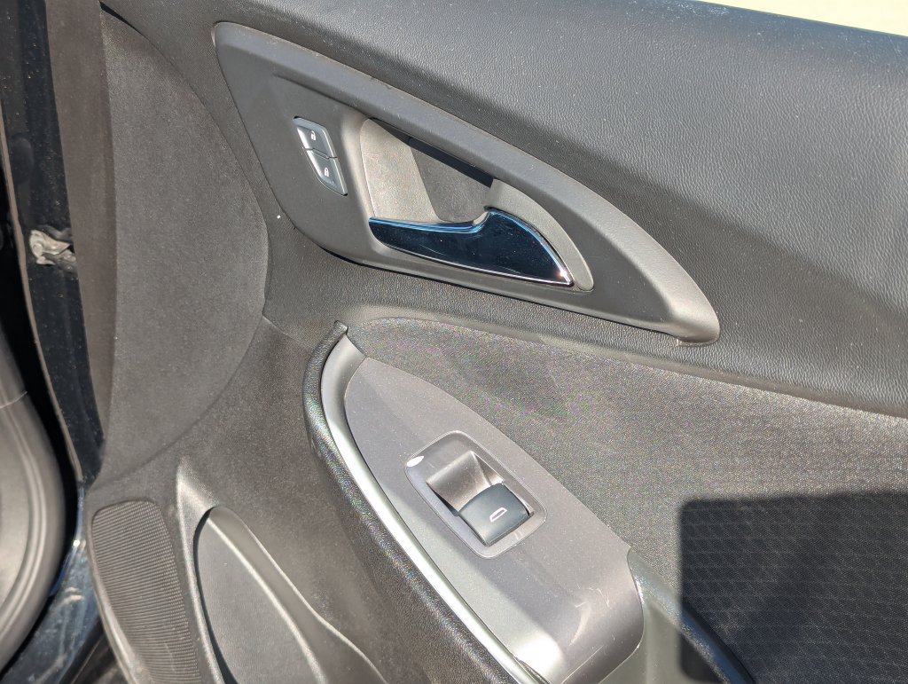 Used 2025 Chevrolet Malibu LT FWD image 34