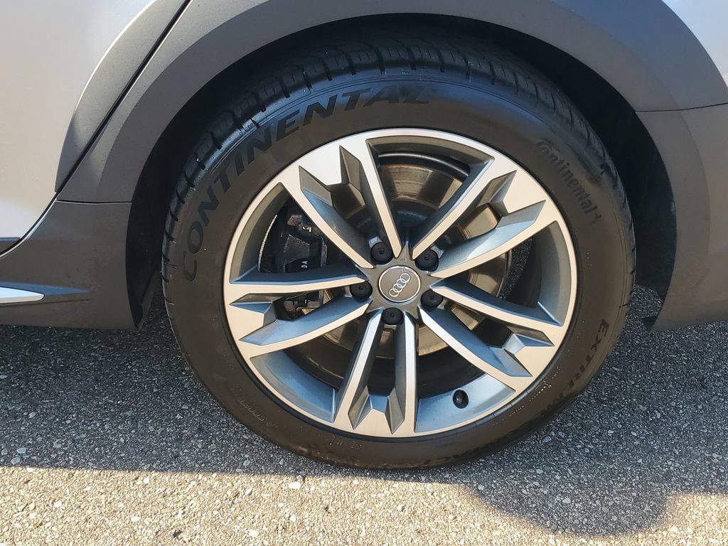 Used 2017 Audi A4 2.0T allroad Prestige AWD/4WD image 7
