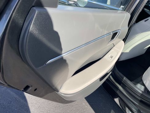 Certified 2023 Hyundai Sonata SEL w/ Convenience Package image 23