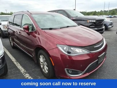Used 2018 Chrysler Pacifica Touring-L Plus