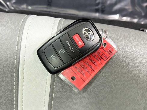 Certified 2025 Toyota Camry SE w/ Convenience Package FWD image 32