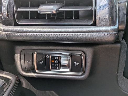 Used 2023 Lincoln Aviator Reserve AWD/4WD image 29