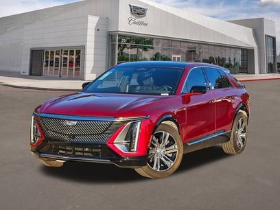 New 2025 Cadillac Lyriq Luxury