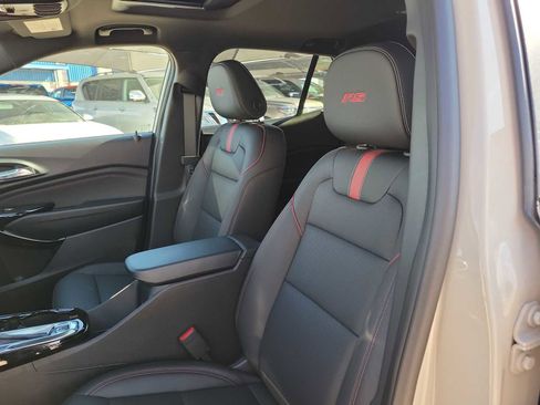 New 2026 Chevrolet Trax RS w/ Sunroof Package image 11