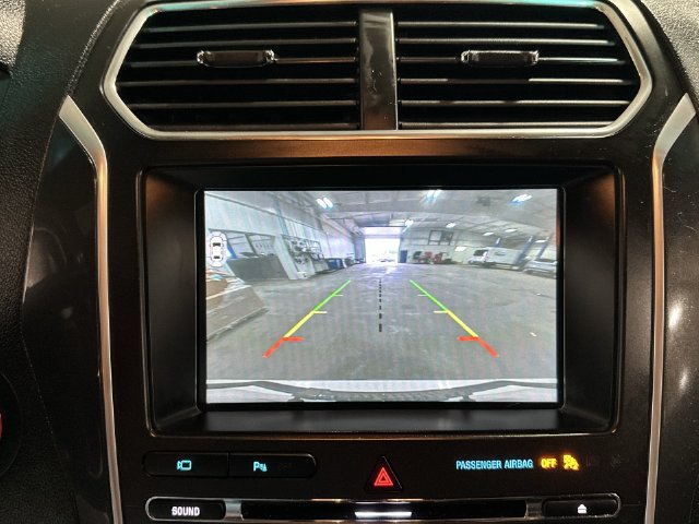Used 2016 Ford Explorer Sport AWD/4WD image 29