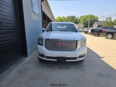 Used 2017 GMC Yukon Denali w/ Open Road Package AWD/4WD image 20