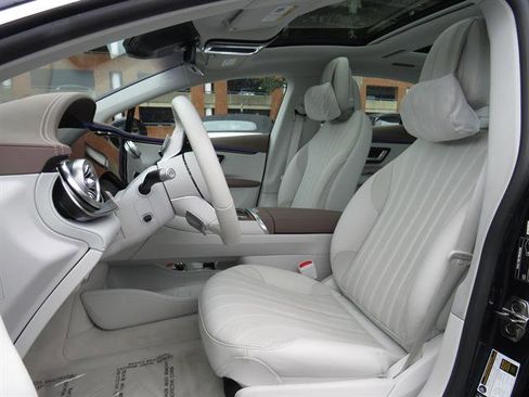 Used 2024 Mercedes-Benz EQS 450+ Sedan w/ AMG Line Exterior Package image 19