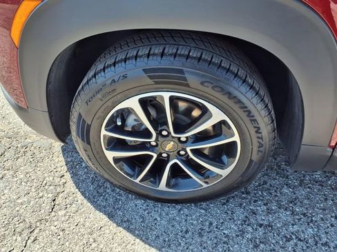 Used 2024 Chevrolet TrailBlazer LT w/ LT Cold Weather Package FWD image 41