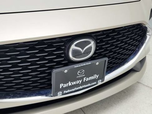 Used 2024 MAZDA MAZDA3 s FWD image 12