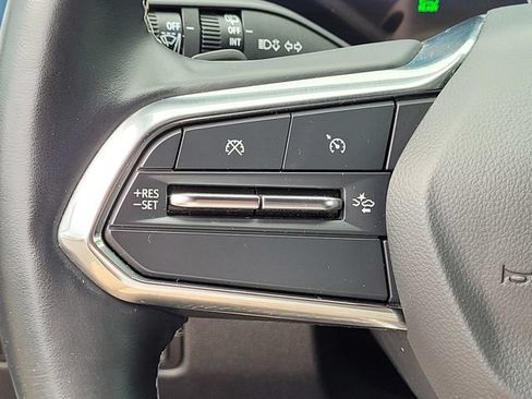 Used 2024 Chevrolet Equinox EV LT FWD image 24