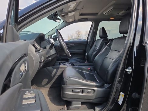 Used 2019 Honda Pilot Elite image 14