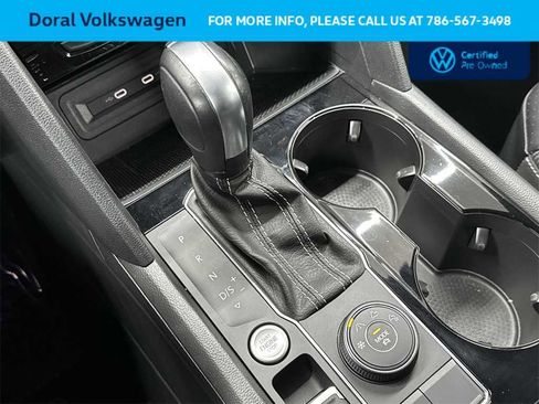 Certified 2022 Volkswagen Atlas Cross Sport SE image 21