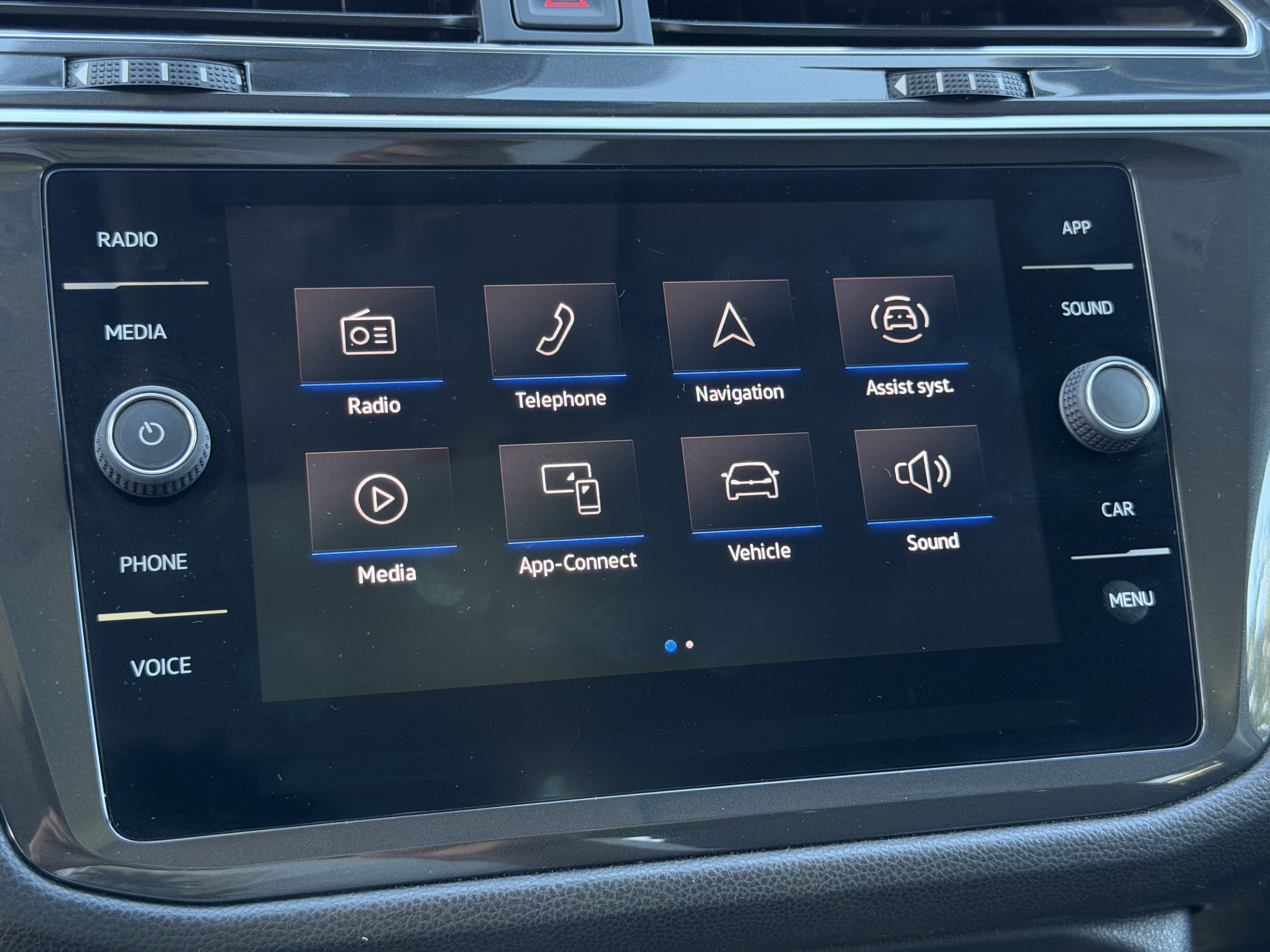 Certified 2022 Volkswagen Tiguan SE FWD image 24