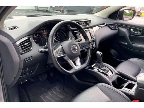 Used 2022 Nissan Rogue Sport SL AWD/4WD image 13