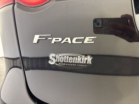 Used 2019 Jaguar F-PACE Premium AWD/4WD image 26