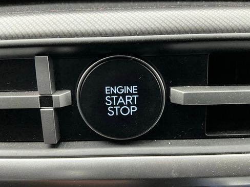 Used 2025 Hyundai Santa Fe SEL image 28