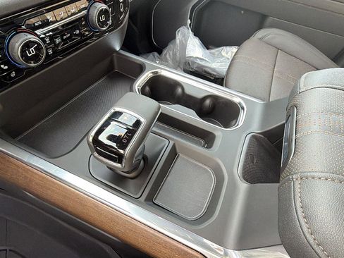 New 2026 Chevrolet Silverado 1500 High Country AWD/4WD image 24
