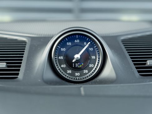 Certified 2025 Porsche Cayenne S image 22