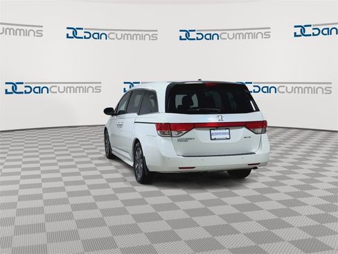 Used 2015 Honda Odyssey Touring Elite image 7