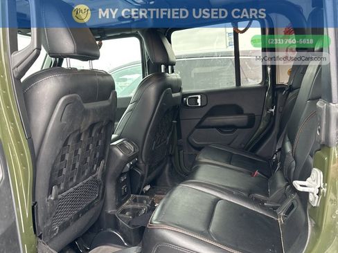 Used 2023 Jeep Gladiator Mojave image 11