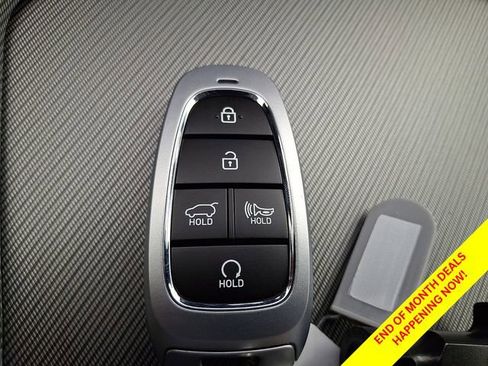 Used 2025 Hyundai Palisade SEL FWD image 17