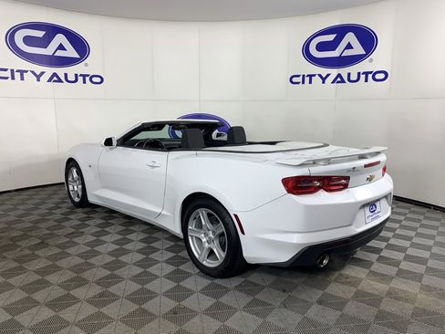 Used 2020 Chevrolet Camaro LT image 39