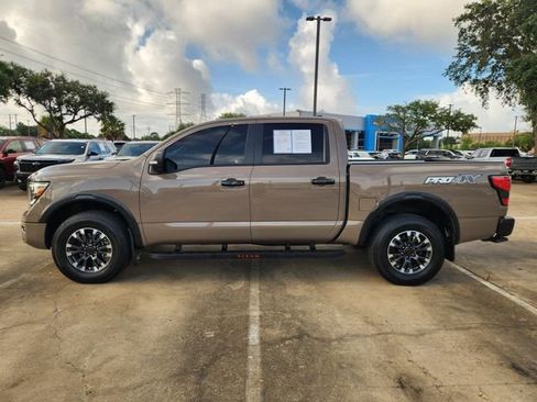 Used 2024 Nissan Titan PRO-4X w/ Pro-4x Convenience Package AWD/4WD image 4