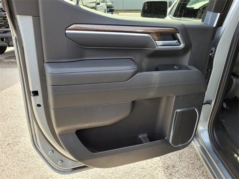 New 2026 Chevrolet Silverado 1500 LT w/ Z71 Off-Road Package image 8