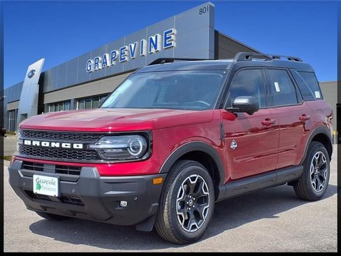 New 2025 Ford Bronco Sport Outer Banks w/ Outer Banks Tech Package+ AWD/4WD image 1