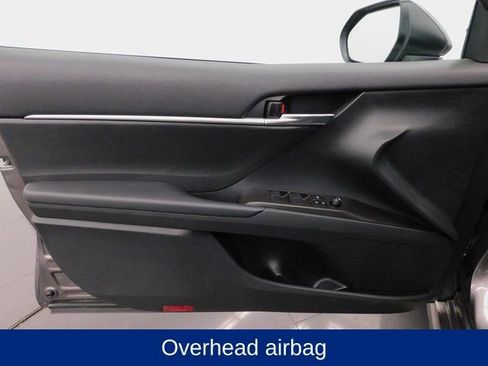 Used 2024 Toyota Camry SE image 23