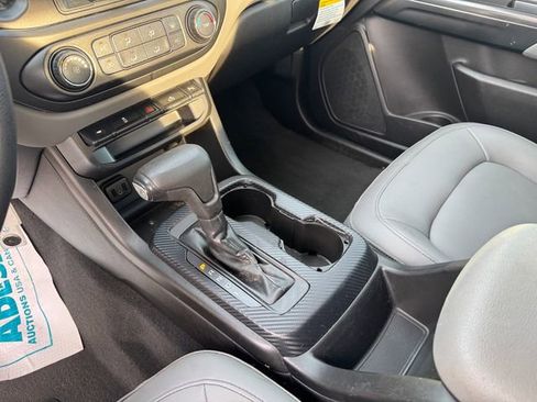 Used 2020 Chevrolet Colorado W/T w/ Custom Special Edition image 23