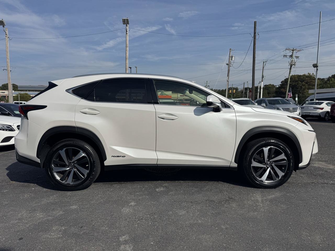 Used 2018 Lexus NX 300h AWD w/ Premium Package image 4