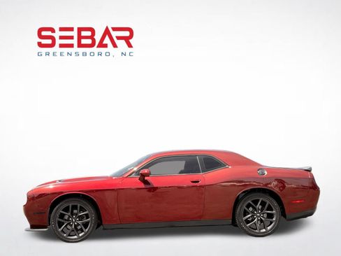Used 2019 Dodge Challenger SXT w/ Driver Convenience Group RWD image 13
