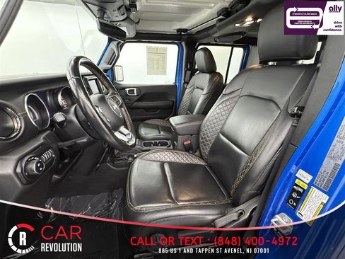 Used 2022 Jeep Gladiator Overland AWD/4WD image 14