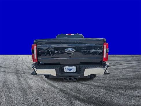 New 2026 Ford F250 Lariat w/ FX4 Off-Road Package image 4