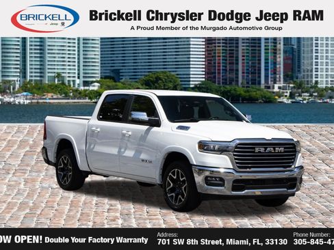 Used 2025 RAM 1500 Laramie AWD/4WD image 3