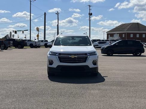 Certified 2023 Chevrolet Traverse LT FWD image 9