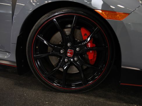 Used 2021 Honda Civic Type R image 10
