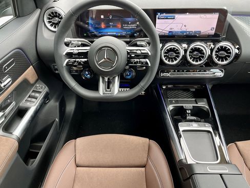 Certified 2025 Mercedes-Benz GLA 35 AMG 4MATIC image 19