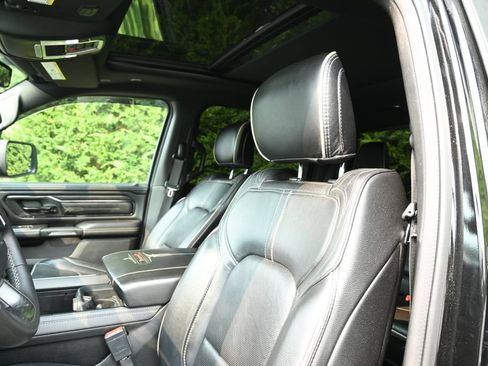 Used 2022 RAM 1500 Limited AWD/4WD image 5