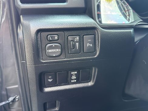 Used 2018 Toyota 4Runner Limited AWD/4WD image 21