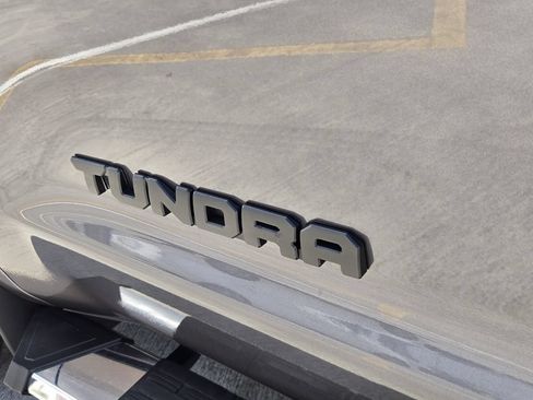 Used 2020 Toyota Tundra SR5 w/ SR5 Upgrade Package RWD image 15