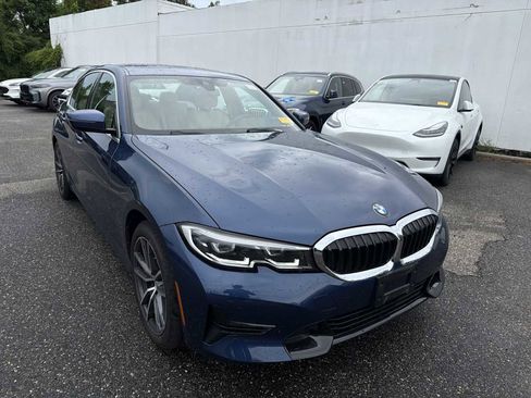 Certified 2022 BMW 330i xDrive Sedan w/ Driving Assistance Package AWD/4WD image 2