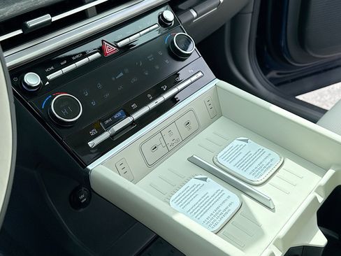New 2026 Hyundai Santa Fe Calligraphy AWD/4WD image 11
